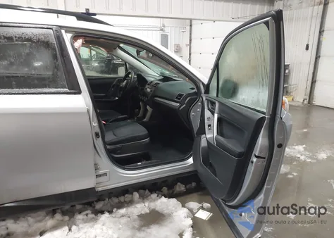 2015 Subaru Forester 2.5I из США, поврежденный, VIN JF2SJABC3FH533538